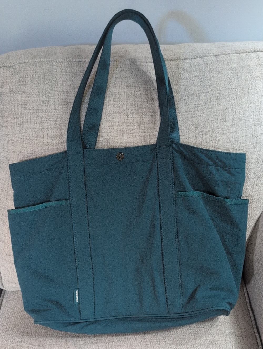 Lululemon Daily Multi-Pocket Tote Bag